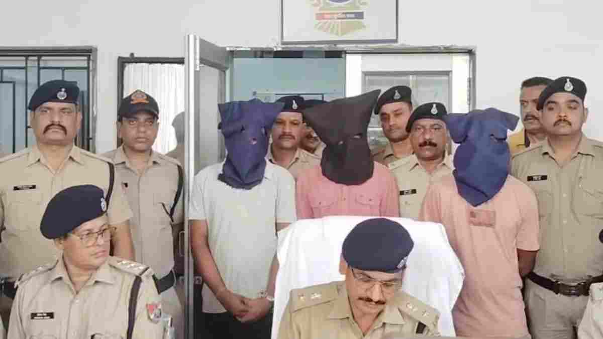 जीआरपी ने पकड़ा राज्य स्तरीय चोर गिरोह: 5 आरोपी गिरफ्तार, 10 लाख से ज्यादा के जेवरात बरामद