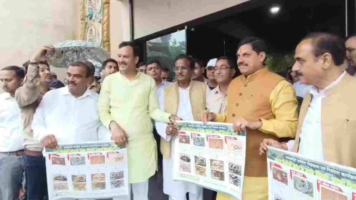“सिंहस्थ- 2028” की तैयारियों के बीच उज्जैन को मिलेगी एक और बड़ी सौगात, 15 करोड़ की लागत से विकसित होगा आधुनिक सर्प उद्यान, CM डॉ मोहन ने किया स्थल का निरीक्षण  