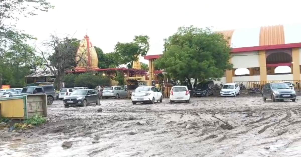 मां बगलामुखी मंदिर में अव्यवस्था, लाखों श्रद्धालु परेशान; व्यवस्था पर उठे सवाल