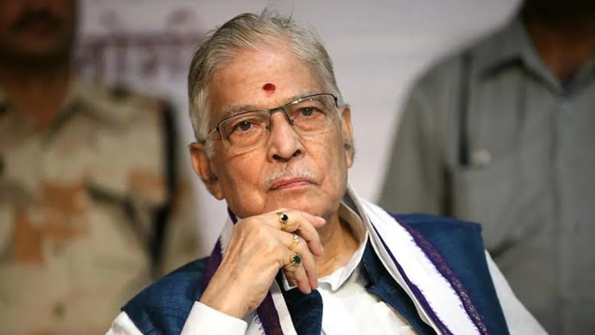 जंतर-मंतर पर छात्रों का प्रदर्शन खत्म, धर्मेंद्र प्रधान के इस्तीफे पर मुरली मनोहर जोशी बोले- ‘देर आए, दुरुस्त आए’