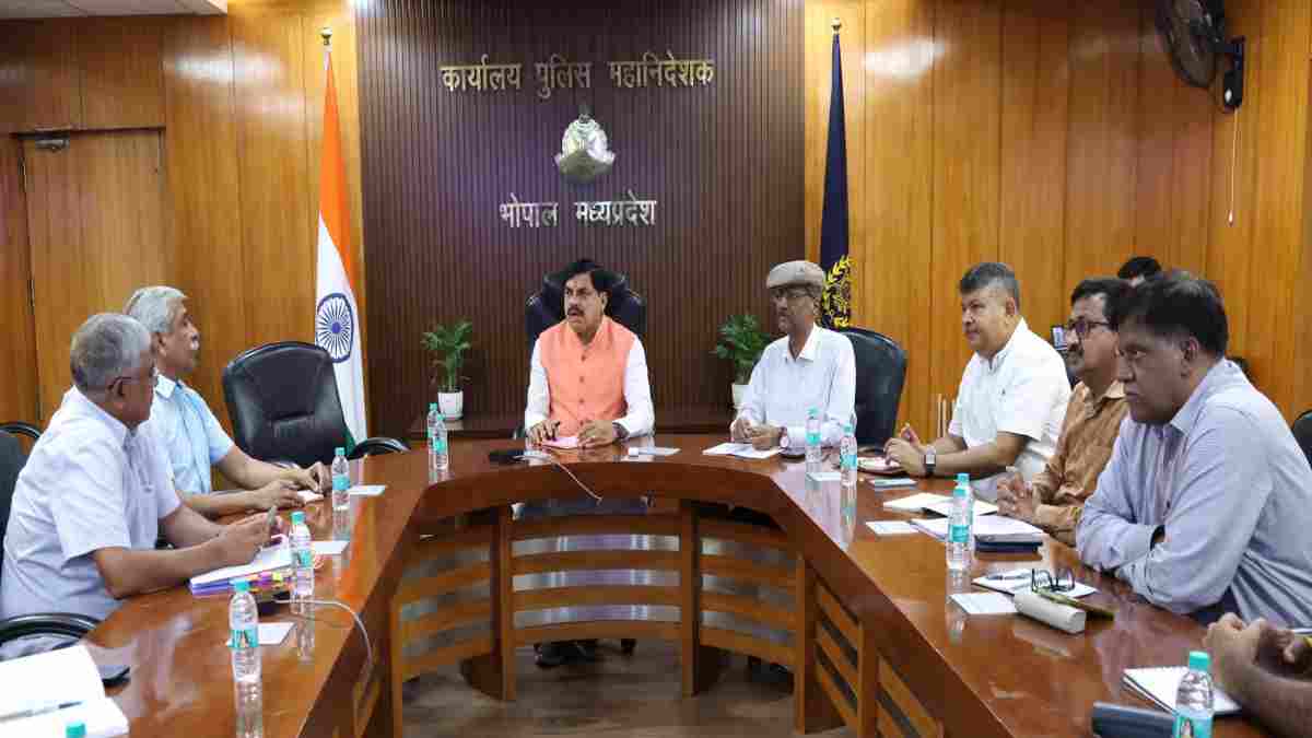 MP Police Recruitment: मध्य प्रदेश में 18 हजार आरक्षकों की होगी भर्ती, CM मोहन यादव का बड़ा ऐलान