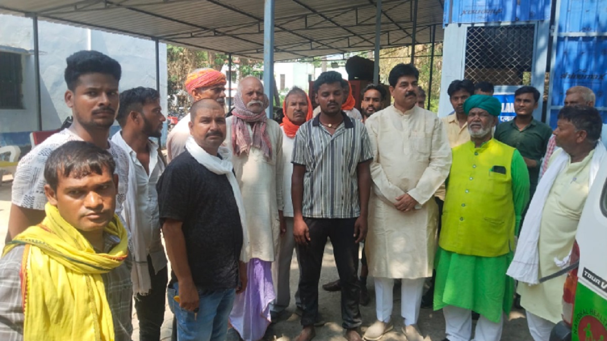 दुखद: छत का छज्जा गिरने से गर्भवती महिला और अजन्मे बच्चे की मौत, परिजनों पर टूटा दुखों का पहाड़