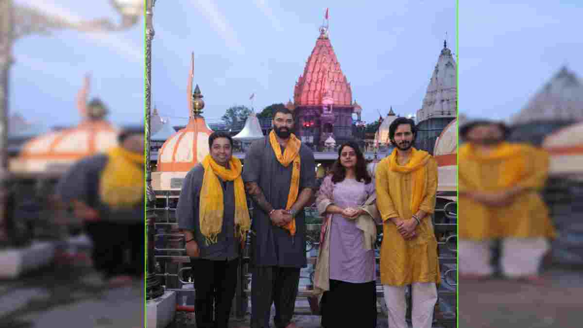 महाकाल की शरण में ‘रक्तांचल ‘3 के कलाकार: भस्म आरती में हुए शामिल, वेब सीरीज के प्रमोशन के लिए पहुंचे थे उज्जैन