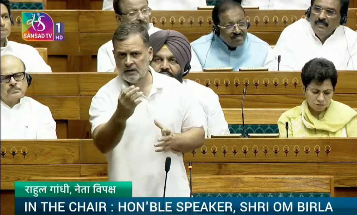 ‘इडियट’ को अंधभक्त भगवान मानते हैं…’, राहुल गांधी ने पीएम मोदी पर आपत्तिजनक टिप्पणी की, लोकसभा में जोरदार हंगामा
