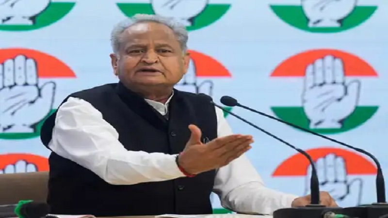 Rajasthan Politics News: सरकारी भुगतान संकट पर गहलोत का CM भजनलाल को पत्र, कर्मचारियों और पेंशनभोगियों की परेशानियां गिनाईं