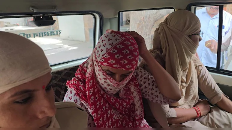 Barmer News: डॉक्टर ने नर्स पर लगाया 2 करोड़ की ब्लैकमेलिंग का आरोप, पुलिस ने किया गिरफ्तार