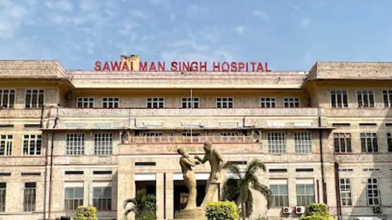 22 साल के बेटे को नई जिंदगी देने के लिए पिता ने दी अपनी किडनी, SMS अस्पताल में होगा ट्रांसप्लांट