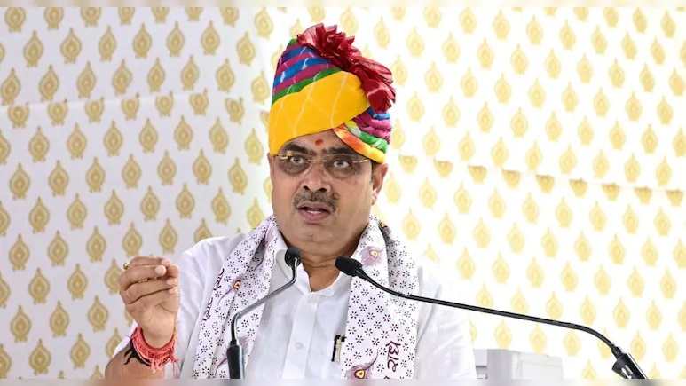 8th Pay Commission: राजस्थान में कर्मचारियों के लिए बड़ी खुशखबरी, वेतन वृद्धि को लेकर सरकार का बड़ा कदम