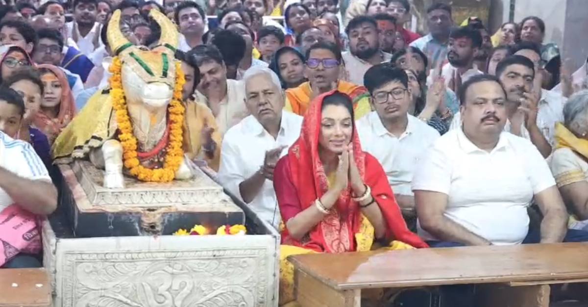 महाकाल की शरण में प्रसिद्ध टीवी अभिनेत्री “अनुपमा”: भस्म आरती में हुईं शामिल, दर्शन के बाद कही ये बात