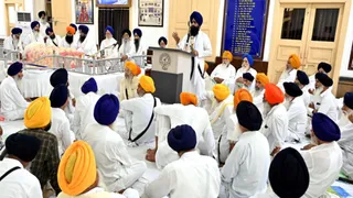 पंथिक सम्मेलन से पहले बढ़ी सियासी और धार्मिक खींचतान, कई सिख संगठनों ने किया बहिष्कार का ऐलान