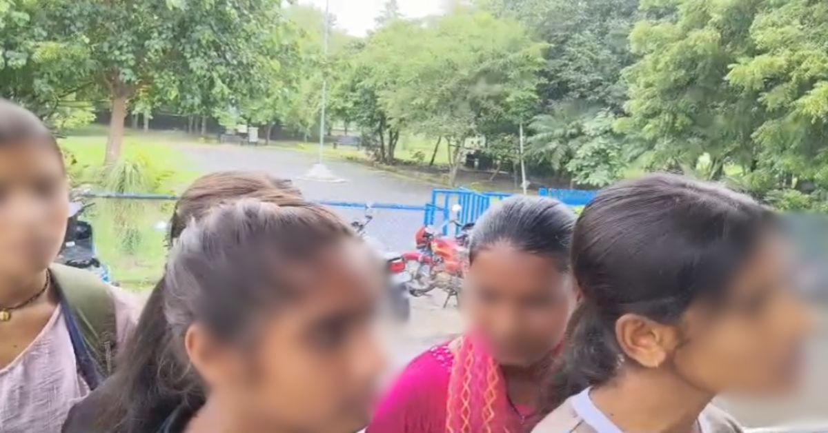 अधीक्षिका के पति करते हैं गंदी टिप्पणियां, बनवाते हैं खाना! सिंगरौली कन्या छात्रावास में भारी बवाल; कलेक्ट्रेट पहुंचीं छात्राएं