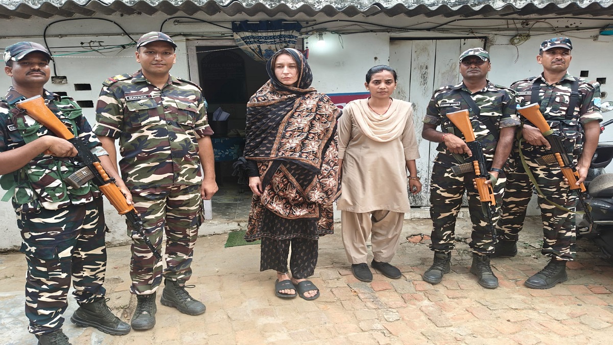 मोतिहारी: नेपाल बॉर्डर से यूक्रेन महिला गिरफ्तार, बिना वैध दस्तावेज नेपाल भागने की कोशिश हुई नाकाम