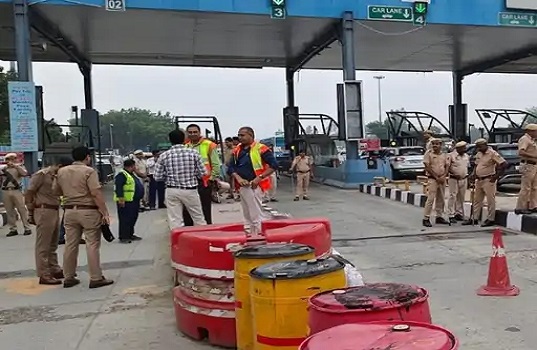 संसद मार्च से पहले हरियाणा में पुलिस का कड़ा पहरा, हरियाणवी नेता रोके गए
