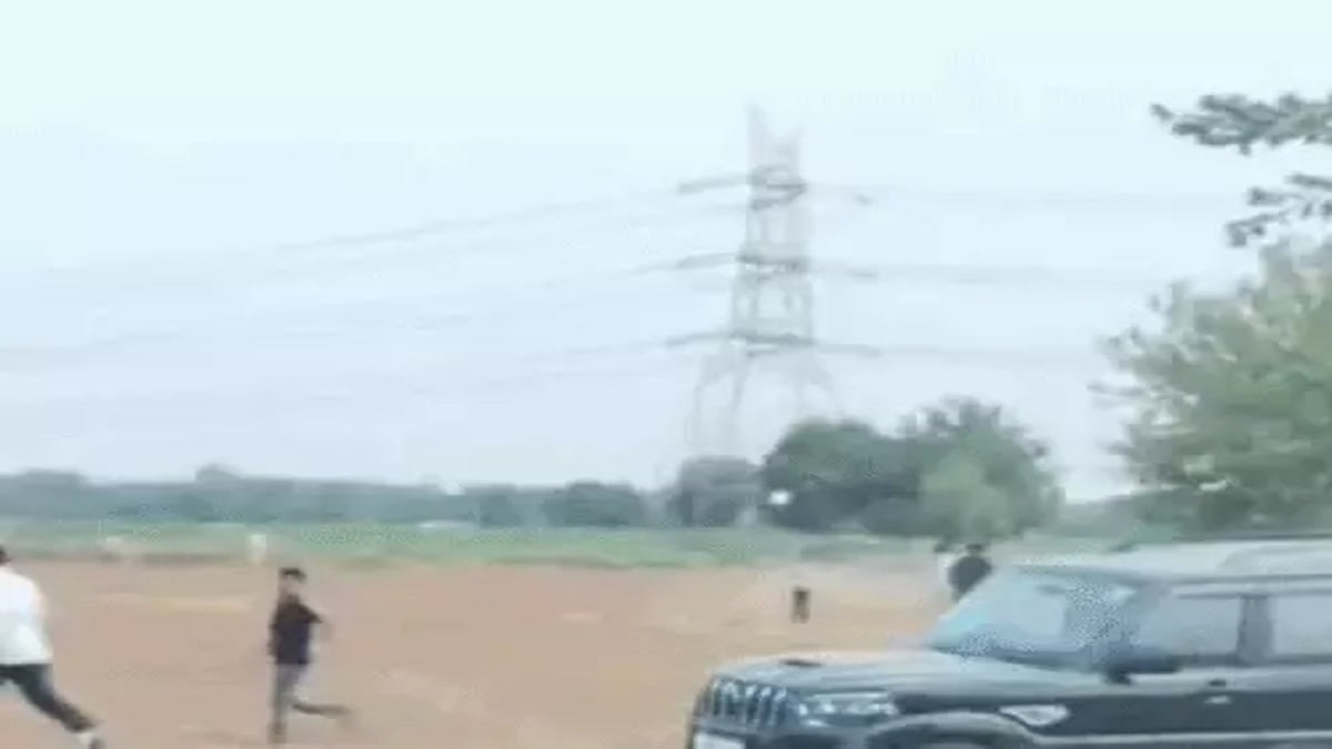 काले रंग की स्कॉर्पियो बनी काल, मुखबिरी के शक में युवक पर चढ़ाई स्कॉर्पियो