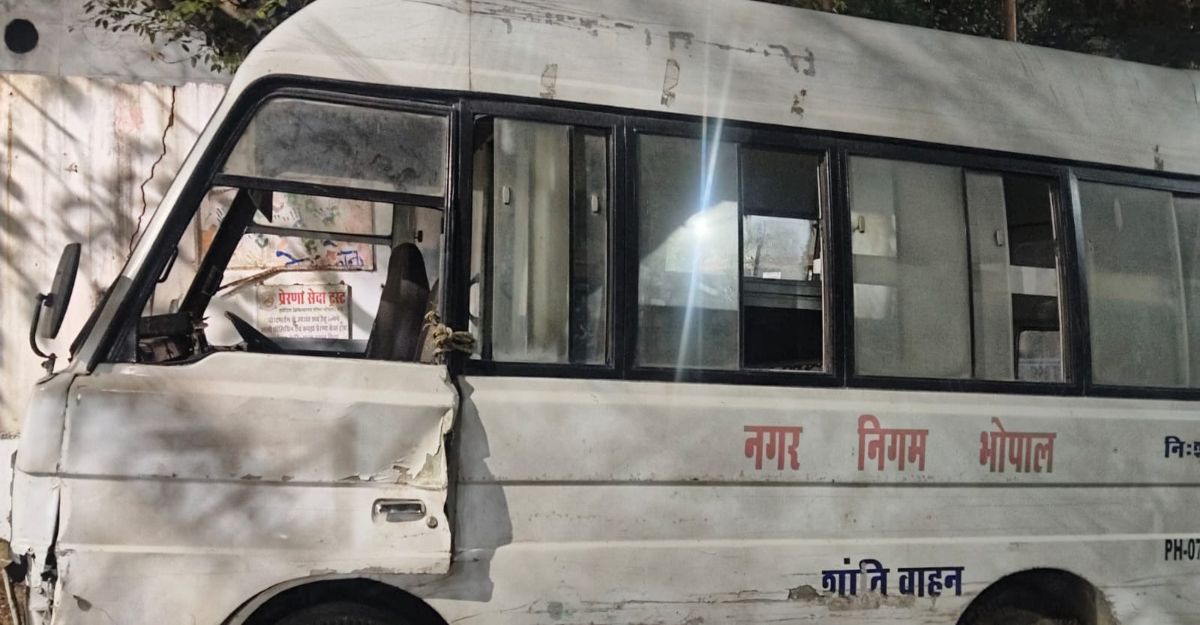 यहां मरने के बाद भी चैन नहींः संतोषजनक तरीके से अंतिम सफर भी मुश्किल, जिम्मेदारों की लापरवाही की तस्वीर