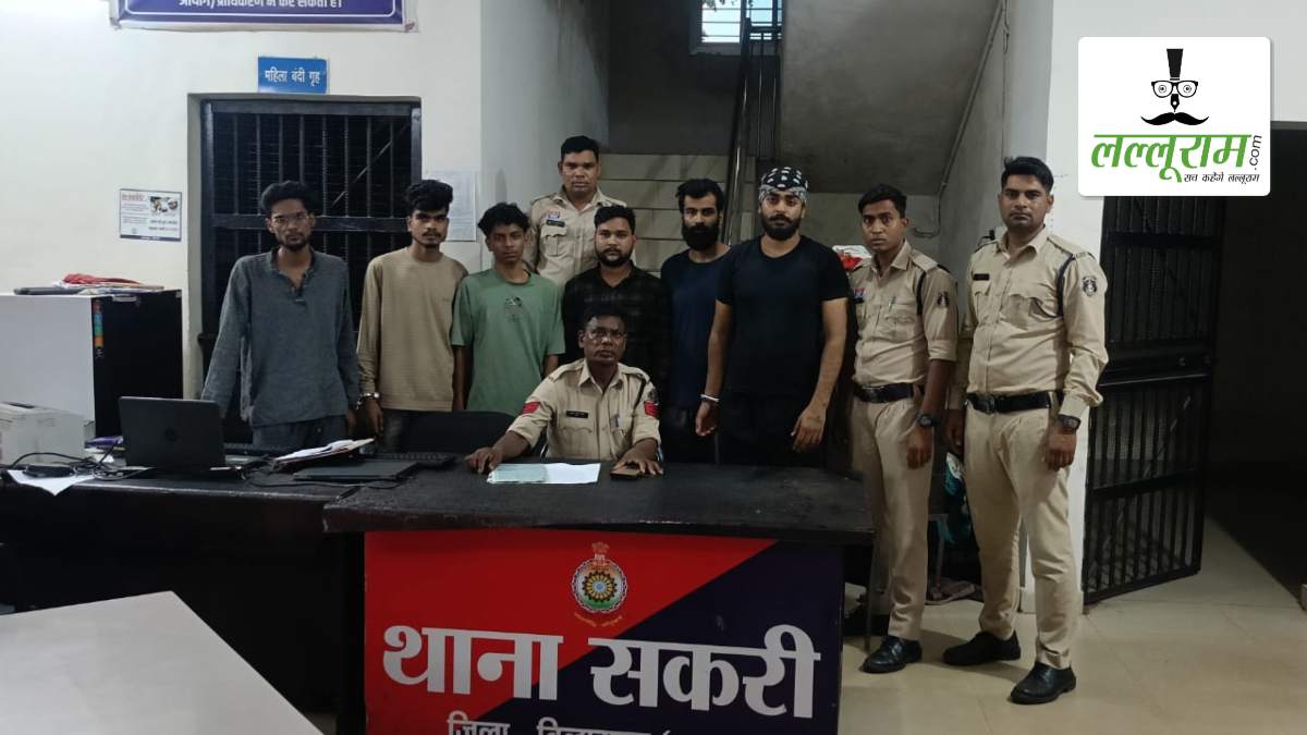 विवाद के बाद ढाबा संचालक को जिंदा जलाने की कोशिश, पुलिस ने 6 आरोपियों को किया गिरफ्तार, चाकू समेत अन्य सामान जब्त