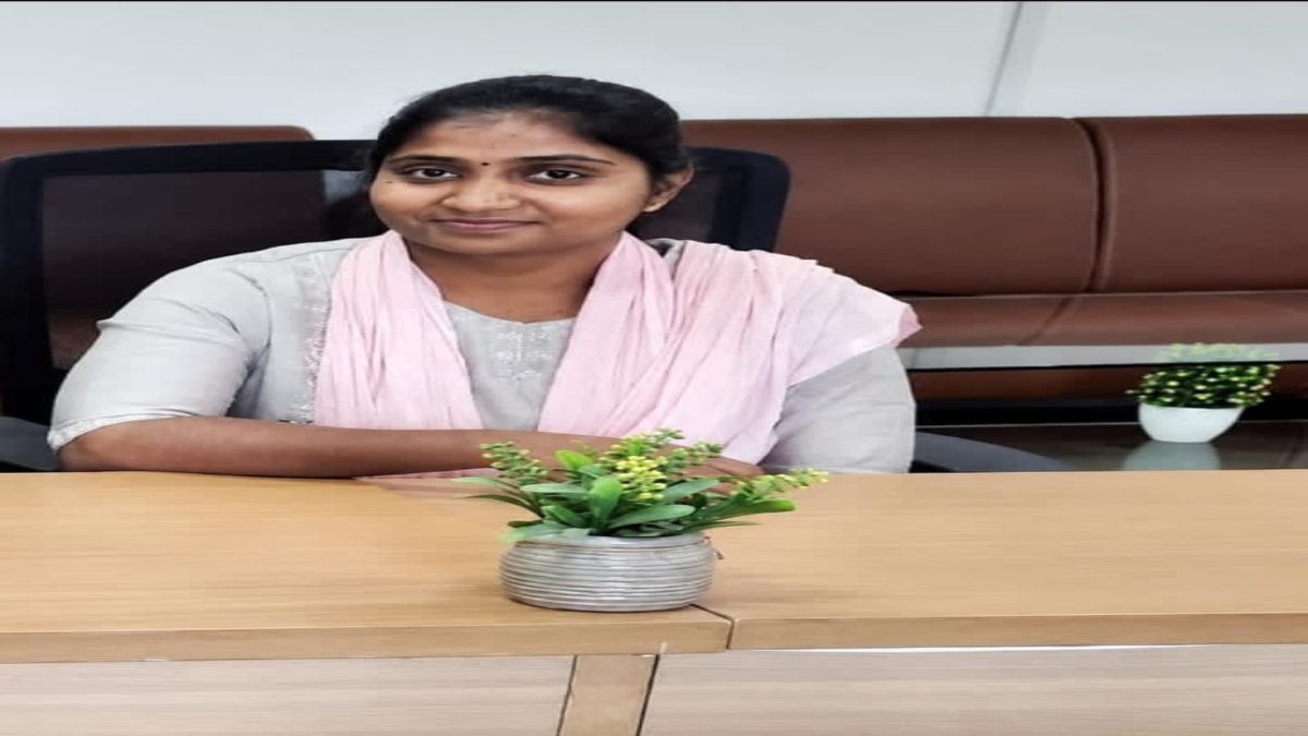 बड़ी खबरः AIIMS की नर्सिंग ऑफिसर ने लगाई फांसी, दो महीने पहले पति ने भी किया था सुसाइड