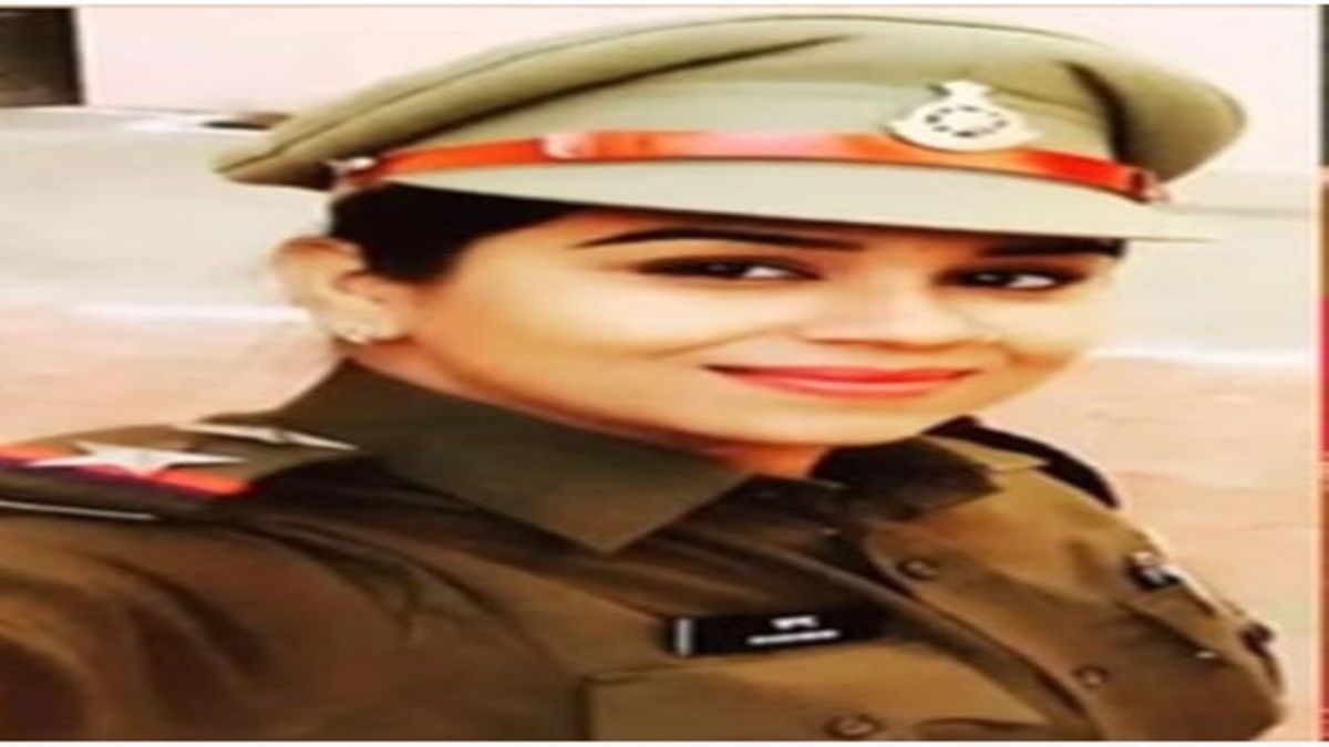 महिला थाना की सब इंस्पेक्टर पर रिश्वत मांगने का आरोप: झूठी FIR से तंग युवक ने की आत्महत्या? पुलिस कमिश्नर से जांच की मांग