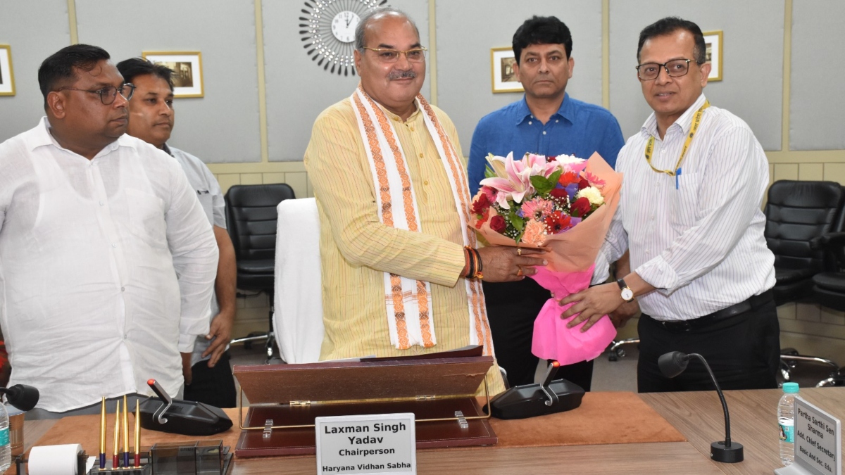 यूपी का शिक्षा मॉडल देख हरियाणा विधानसभा की उच्चस्तरीय शिक्षा समिति हुई प्रभावित, कही बड़ी बात