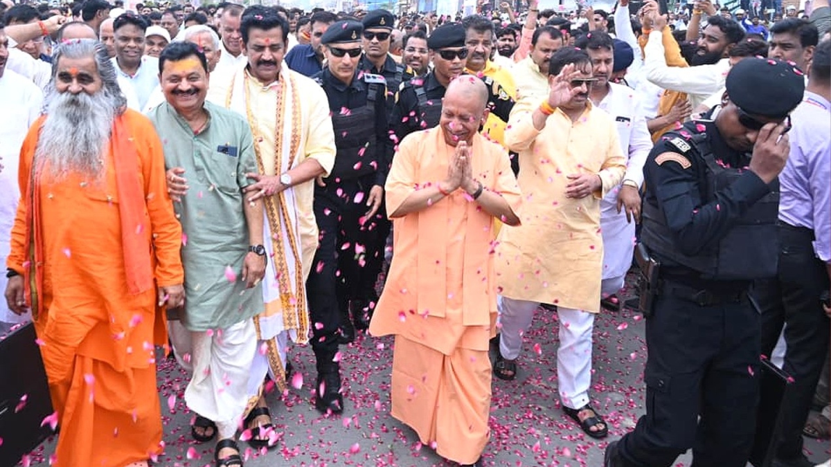 यूपी में विकास की रफ्तार होगी डबल, CM योगी एक दिन में 2,100 करोड़ की सौगात देंगे, इन 3 जिलों की बदलेगी तस्वीर