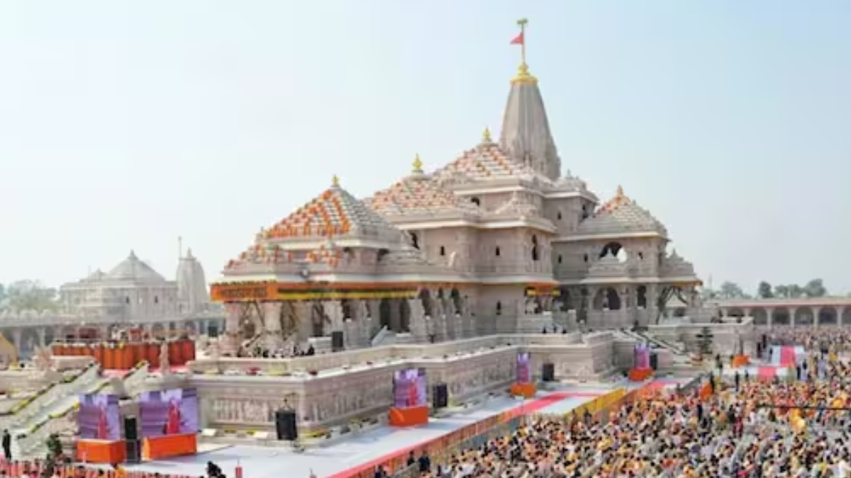 राम मंदिर चढ़ावा चोरी केस में बड़ा मोड़, अब 2 IPS अफसर करेंगे जांच, सुप्रीम कोर्ट सोमवार को ले सकता है बड़ा फैसला