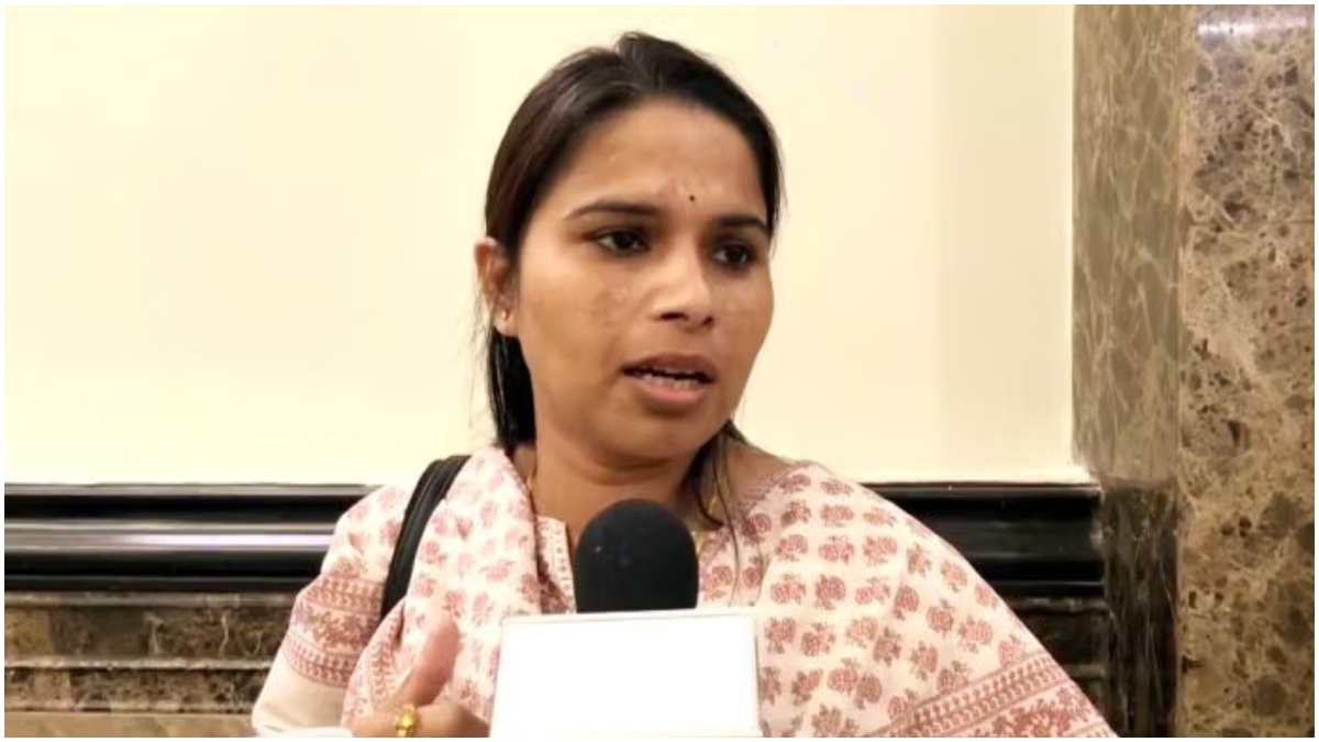 ‘मैं पाल समाज की बेटी और भाजपाई हूं’, अखिलेश यादव को BJP विधायक पूजा पाल का करारा जवाब, सपा ने भी किया पलटवार