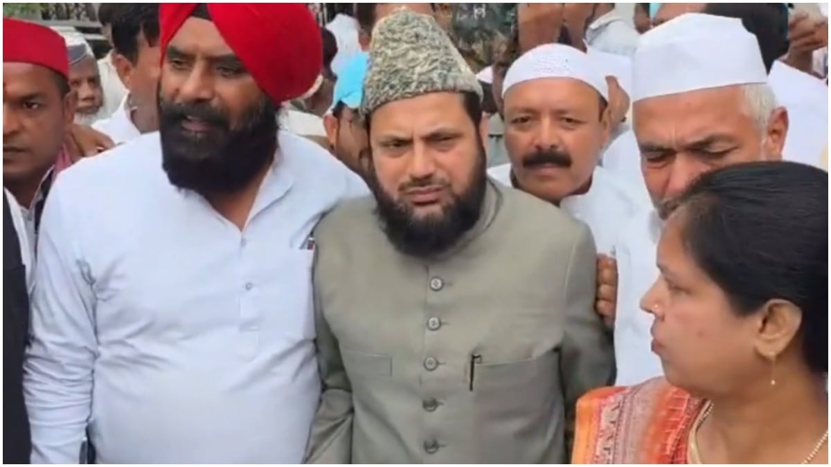 जौहर यूनिवर्सिटी पहुंचे सपा सांसद मुहिबुल्लाह नदवी को नहीं मिली एंट्री, 15 मिनट इंतजार के बाद लौटै वापस