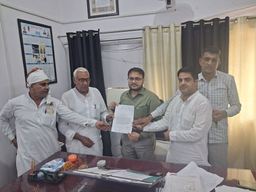 भिवानी में डिपो संचालकों का फूटा गुस्सा, राशन वितरण ठप करने की दी बड़ी चेतावनी, सौंपा ज्ञापन