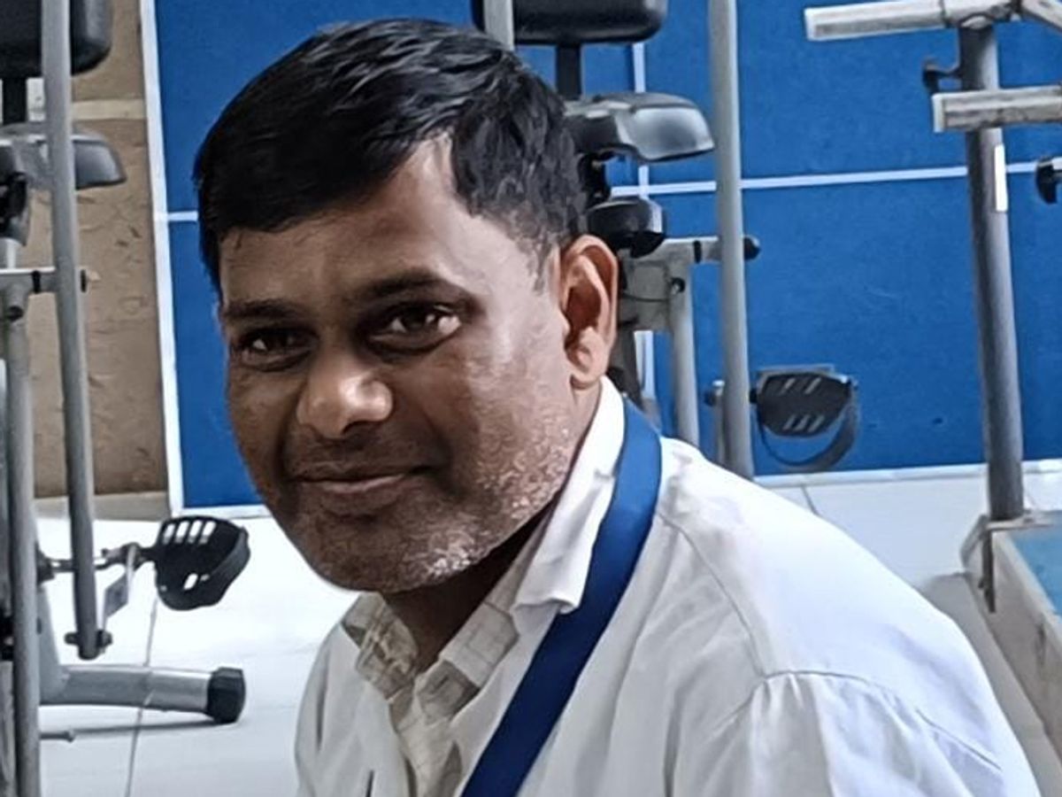 बोकारो सदर अस्पताल में फिजियोथैरेपिस्ट का शव फंदे पर मिला, आत्महत्या या हत्या? पुलिस हर एंगल से जांच में जुटी