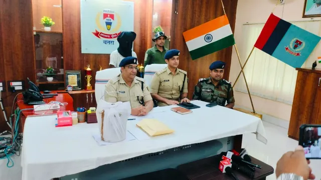 चतरा में नशे के कारोबार पर पुलिस का बड़ा प्रहार, 7.5 किलो अफीम और 293 किलो डोडा जब्त