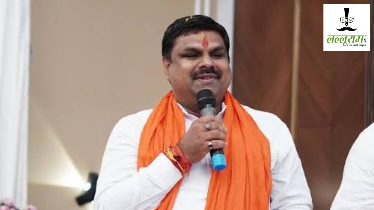 स्कूलों में मंत्रोच्चार अनिवार्य : शिक्षा मंत्री गजेन्द्र ने कहा- निर्बाध रूप से रहेगा जारी, सरकार अपने आदेश पर कायम