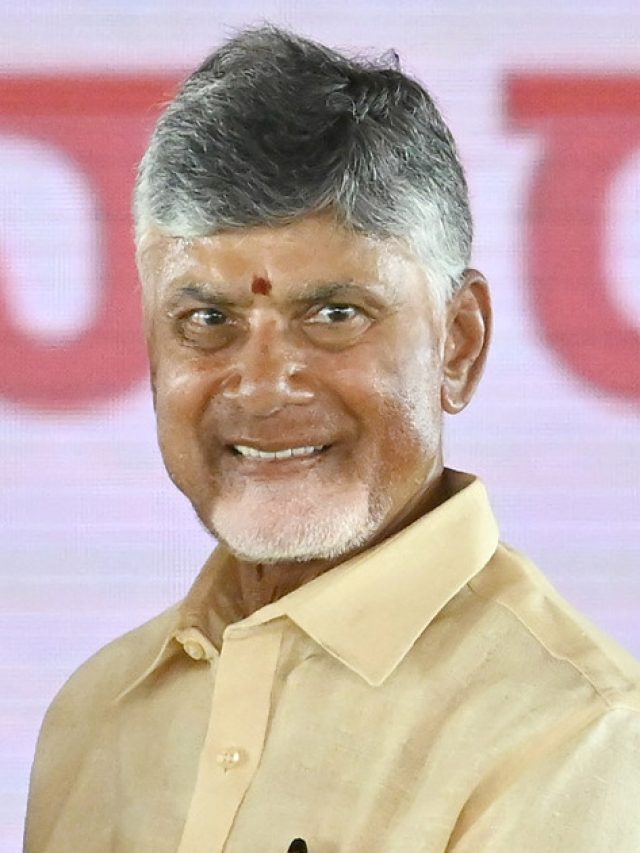 कौन हैं देश के सबसे अमीर CM, किसके पास धन सबसे कम?