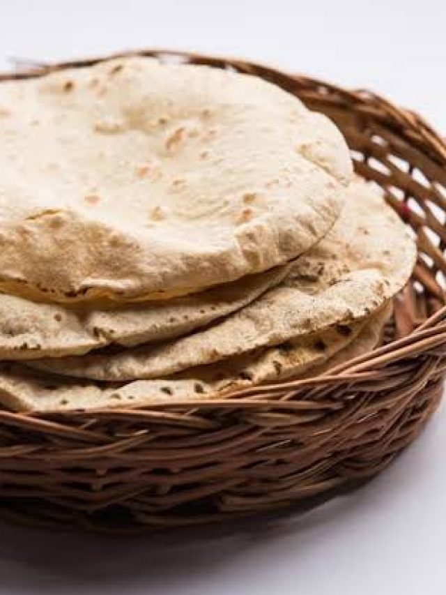 आटे में गूंथते समय मिला लें यह एक चीज, हर रोटी बनेगी एकदम सॉफ्ट