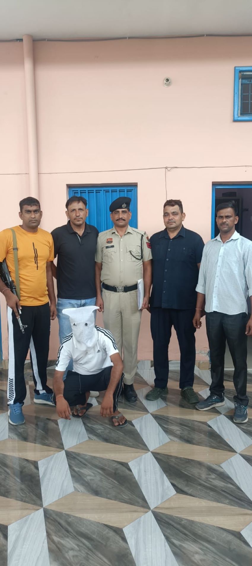 चरखी दादरी में स्पेशल स्टाफ की बड़ी कार्रवाई, अवैध देशी कट्टे के साथ युवक गिरफ्तार