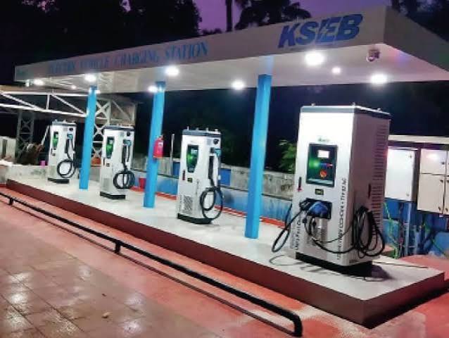 हरियाणा में ई-व्हीकल चार्जिंग नेटवर्क का विस्तार: 789 चार्जिंग स्टेशन तैयार,इस साल 900 का लक्ष्य