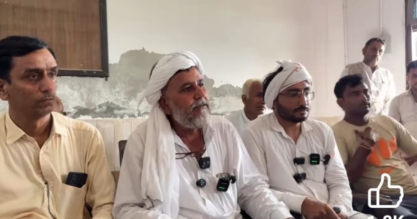 ‘दो सवालों में सरकार को घेरा’… चनैत के ग्रामीणों ने मांगी कॉल डिटेल, टेंडर पर भी उठाए बड़े सवाल