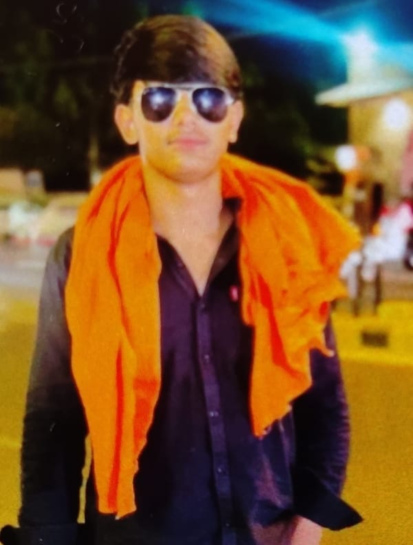 कबड्डी अकादमी के बाहर खूनी खेल! पुरानी रंजिश में 20 साल के मोंटी की चाकू गोदकर हत्या, दो साथी गंभीर