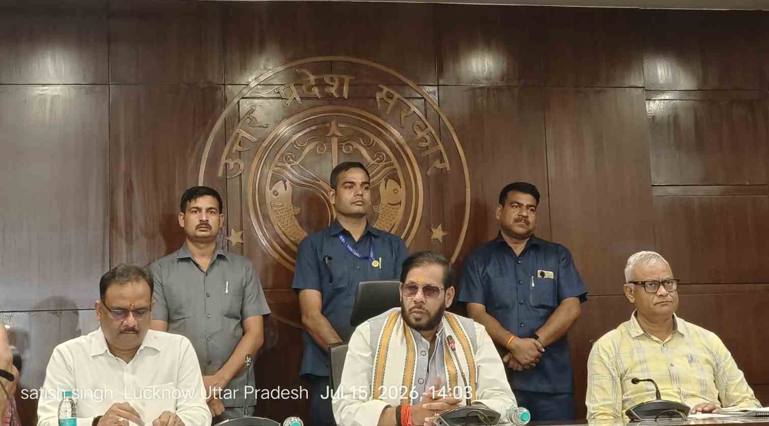 16 करोड़ लोगों को मुफ्त राशन दे रही यूपी सरकार, 47 लाख नए लाभार्थियों को जोड़ा जाएगा: मनोज पांडेय