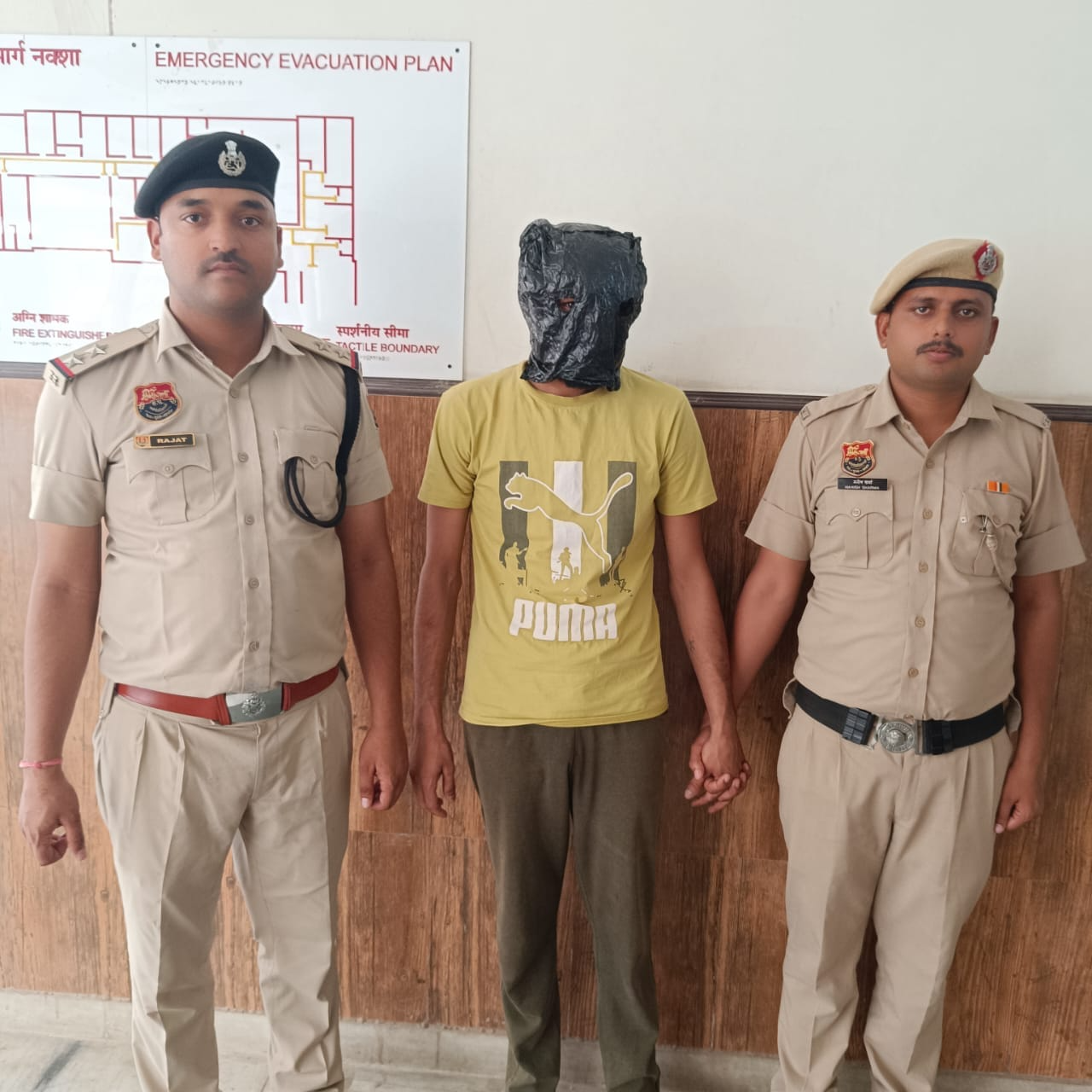 हिसार पुलिस ने चोरी के मामले का किया खुलासा, आरोपी गिरफ्तार; चोरीशुदा मोबाइल और एलईडी टीवी बरामद