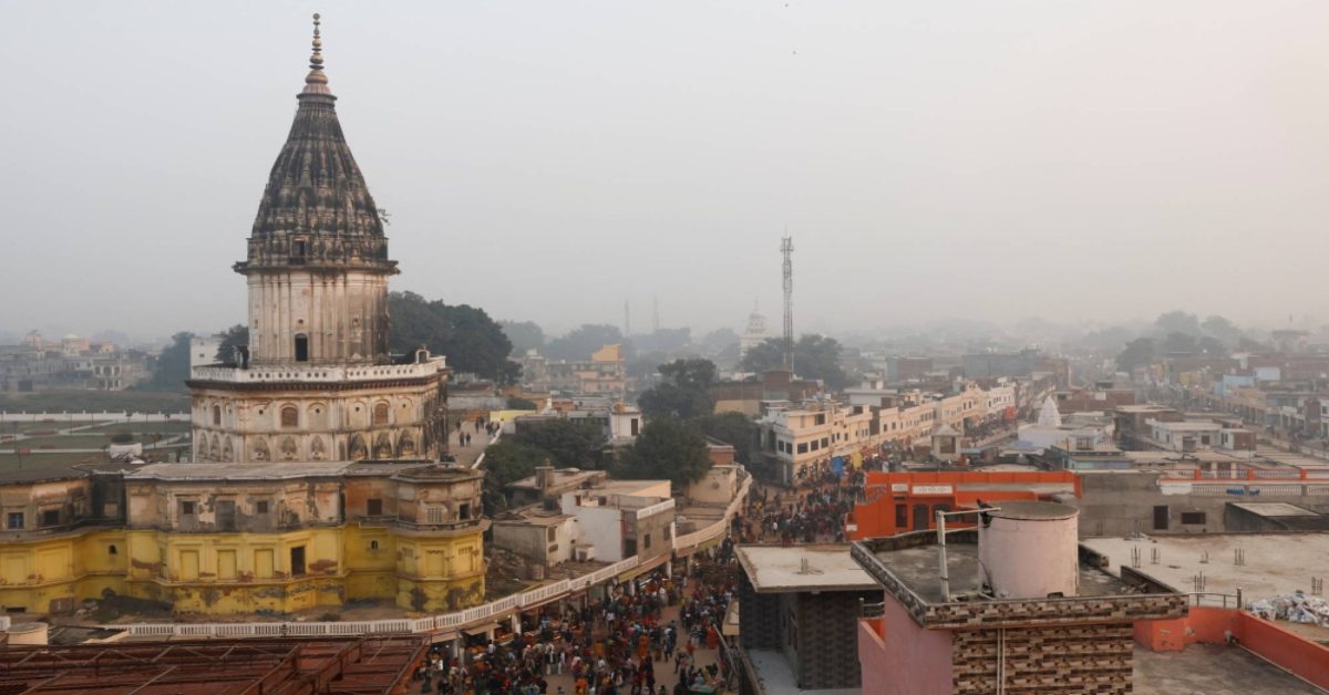 अयोध्या में संजीवनी तलाशते ‘आउटडेटेड’ नेता- आलोक चंद्रा