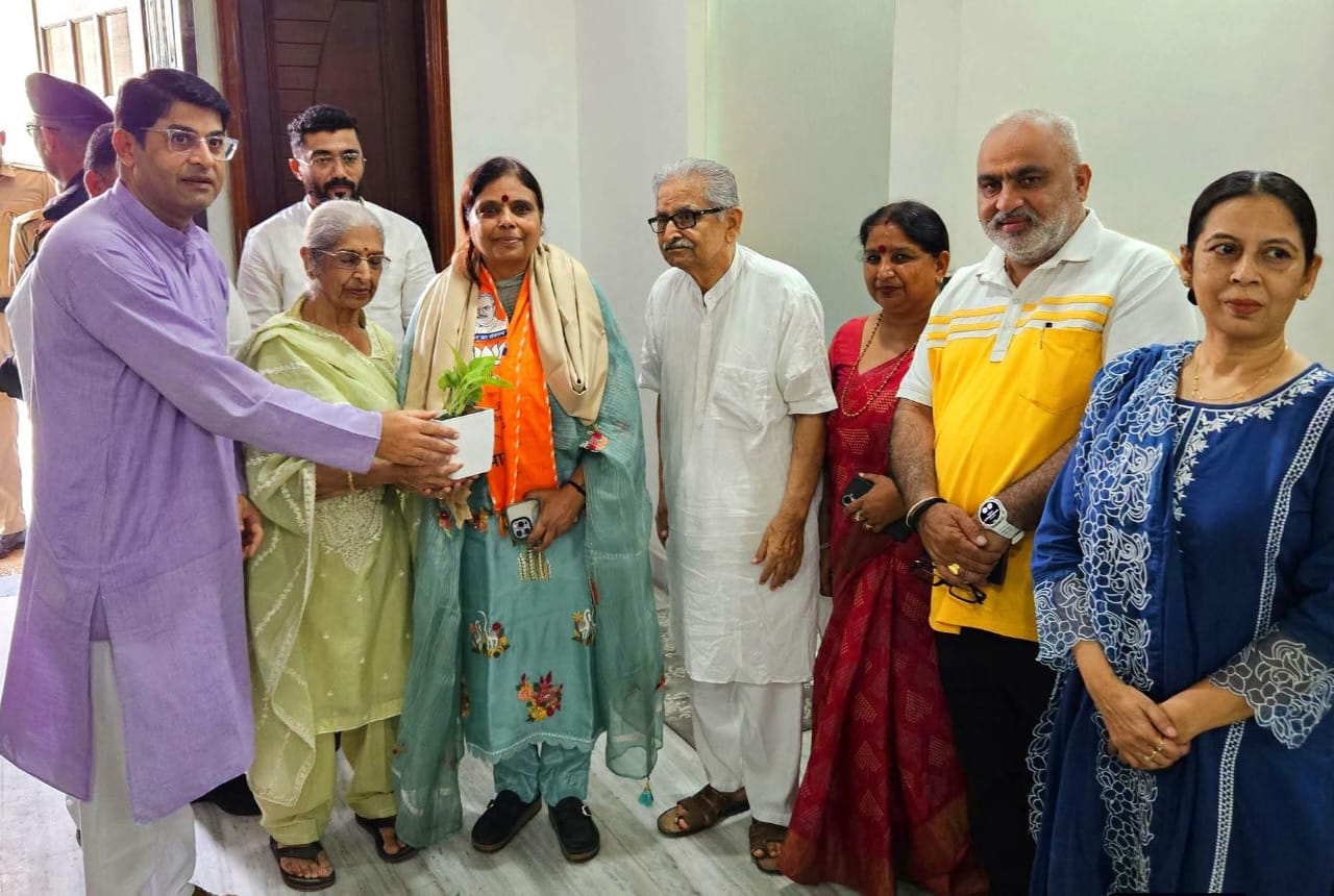 करनाल में भाजपा संगठन की आत्मीय संवाद बैठक: कार्यकर्ताओं का समर्पण और समाज के वरिष्ठजनों का मार्गदर्शन से विकास को नई ऊर्जा