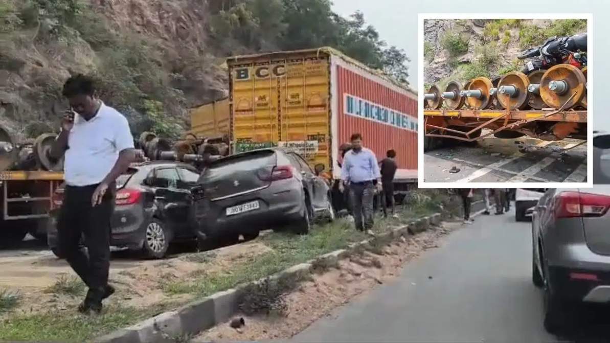 रामगढ़ चुटुपालू घाटी में ट्रेलर ने मचाई तबाही, 12 गाड़ियों को मारी टक्कर, 25 से ज्यादा लोग घायल