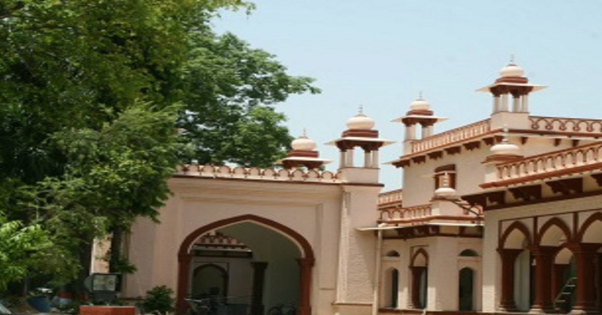 UP के राजस्व अदालतों में नई व्यवस्था, अब स्कैन कॉपी से चलेगी सुनवाई, मूल दस्तावेज रहेंगे सुरक्षित