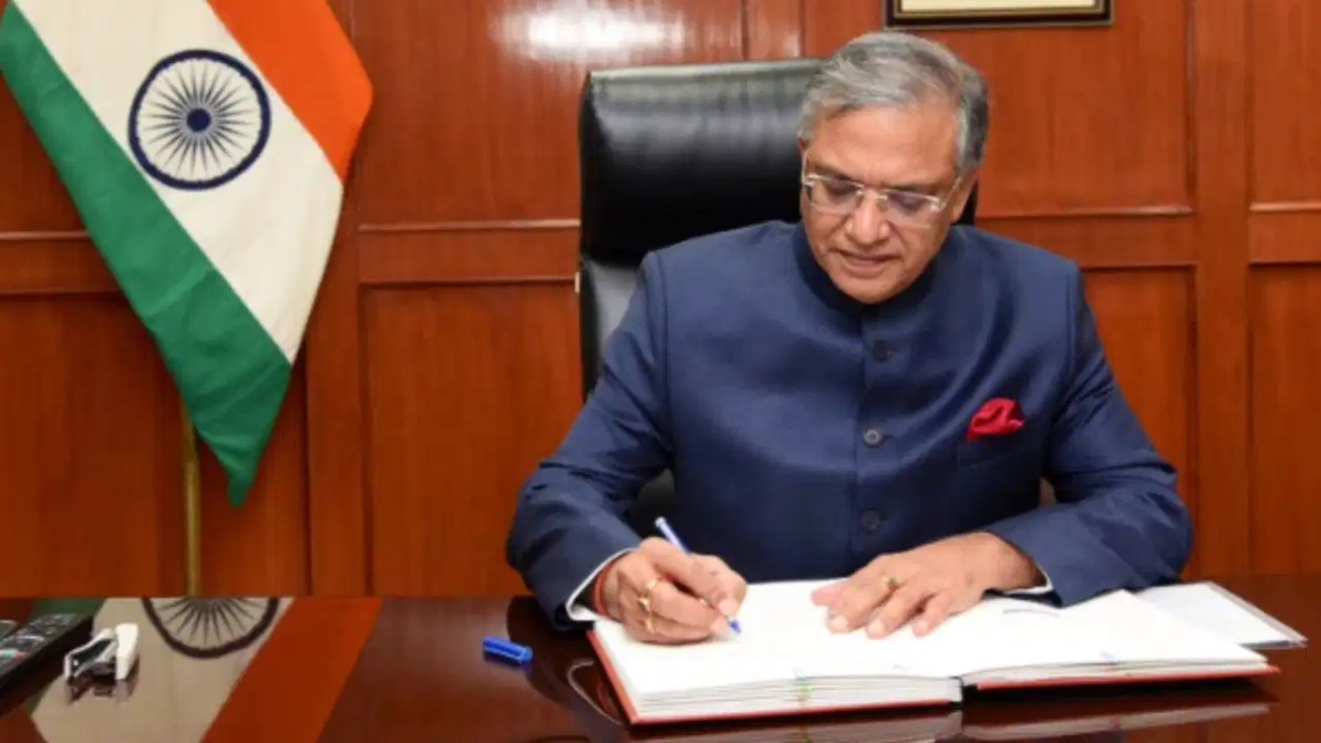 चुनाव आयोग का SIR के तहत बड़ा एक्शन, 4 राज्यों में 22 लाख से ज्यादा नाम हुए डिलीट
