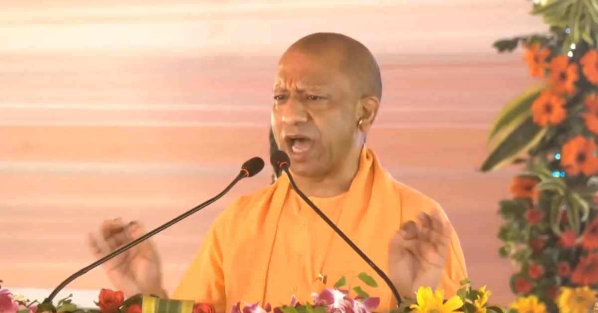 धर्म और जाति के सहारे 27 की डगर! CM योगी ने सपा और कांग्रेस पर निशाना साधते हुए लगाए गंभीर आरोप, जानिए ऐसा क्या कहा?