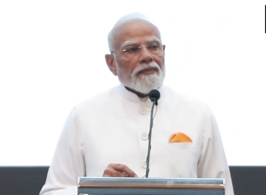 PM Modi Indonesia Visit: इंडोनेशियाई संसद में पीएम मोदी का संबोधन, आतंकवाद, BRICS और भारत-इंडोनेशिया रिश्तों पर बड़ा संदेश