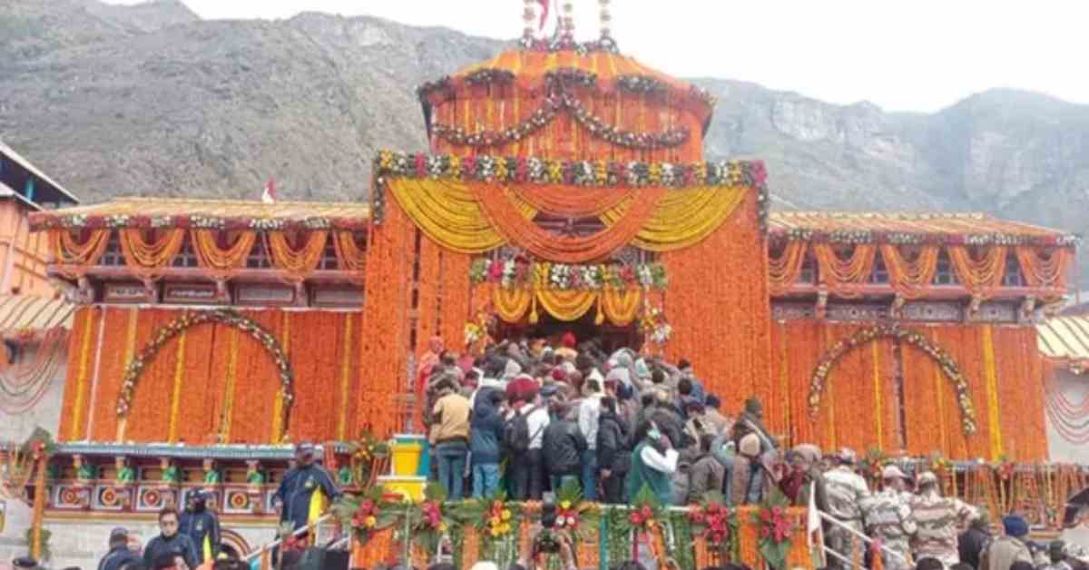 बदरीनाथ चढ़ावा घोटाला: CM धामी ने लिया एक्शन, गढ़वाल कमिश्नर की अध्यक्षता में 3 सदस्यीय जांच समिति गठित