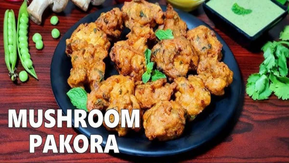 बारिश में चाय के साथ बनाएं कुरकुरे मशरूम के पकौड़े, जानें आसान रेसिपी …