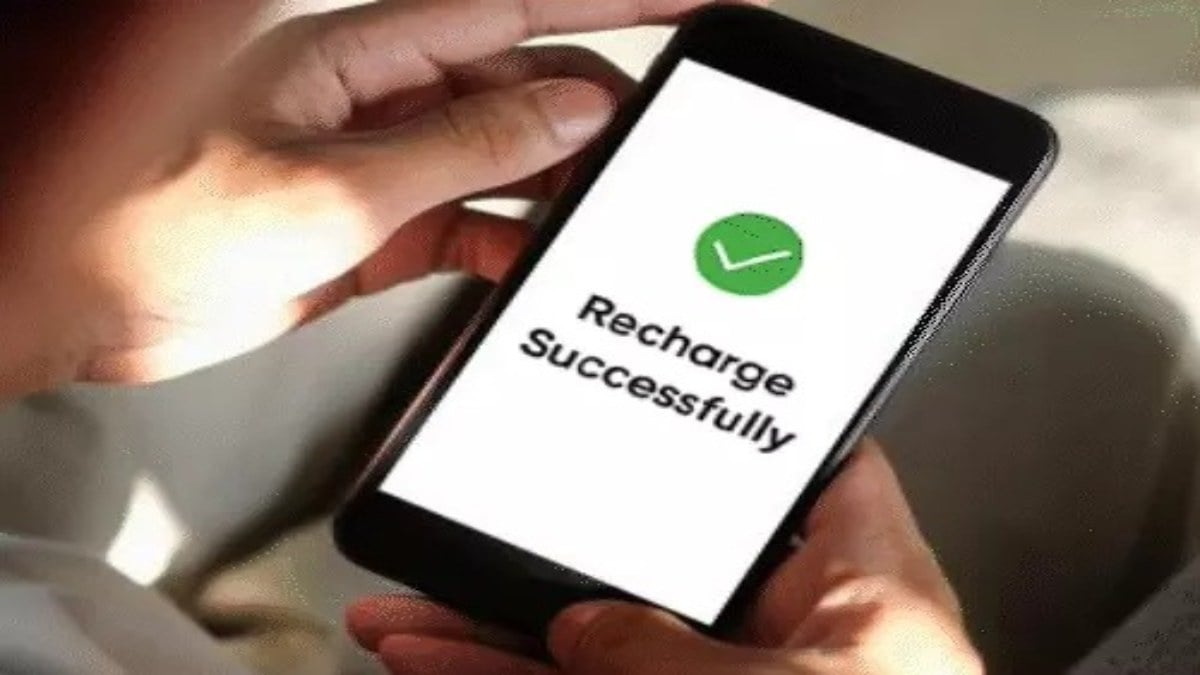 TRAI Recharge Rules 2026 : बिना डेटा वाले मोबाइल प्लान हो सकते हैं सस्ते, सिर्फ कॉल-SMS प्लान 50-70% तक सस्ते होने की उम्मीद