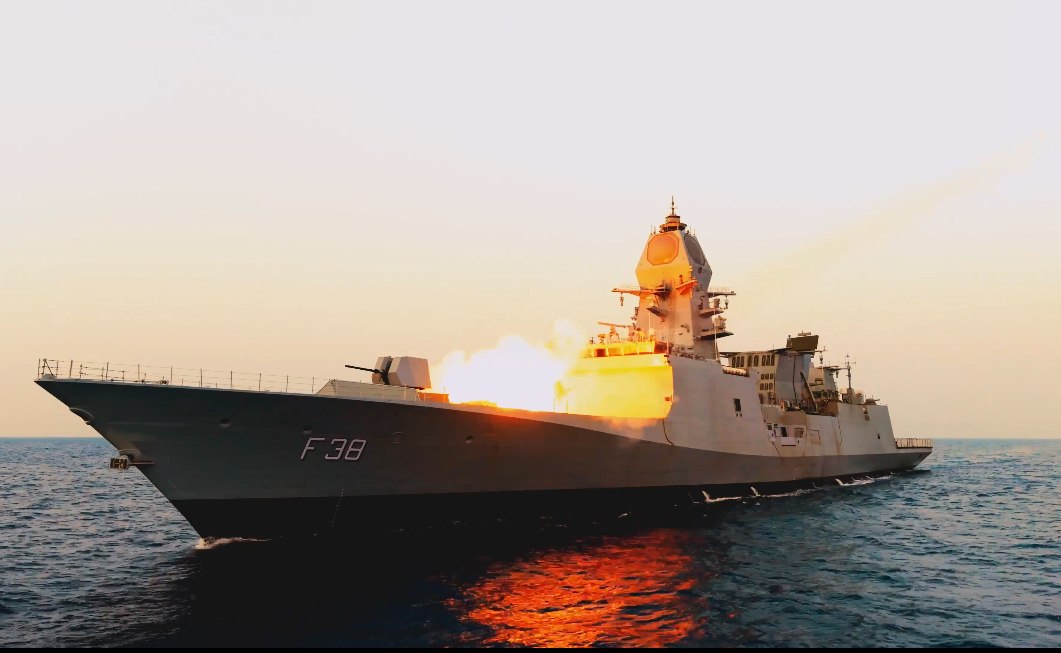 INS Mahendragiri Commissioned: भारतीय नौसेना को मिला अत्याधुनिक स्वदेशी स्टेल्थ फ्रिगेट, राजनाथ सिंह बोले- ‘देश के लिए गर्व का क्षण’